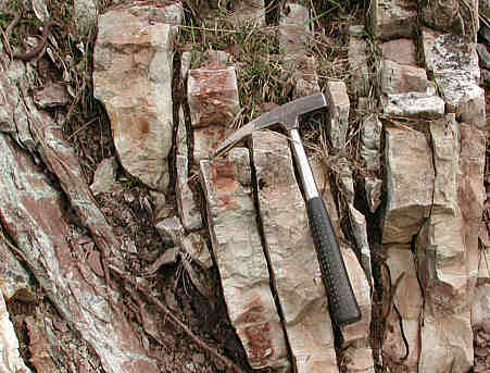Banks of limestone with radiolarite